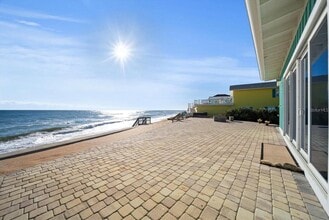 3161 N Ocean Shore Blvd in Flagler Beach, FL - Building Photo - Building Photo