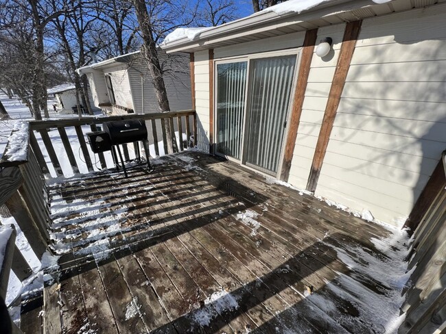 property at 901 2nd Ave SW