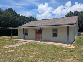 4584 Tamarind Dr, Unit A in Pace, FL - Building Photo