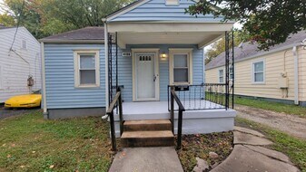 4106 S 1st St in Louisville, KY - Building Photo