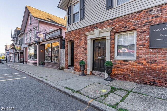 910 Main St in Boonton, NJ - Building Photo - Building Photo