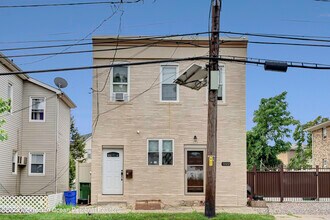 3022 S Wood Ave in Linden, NJ - Building Photo - Building Photo