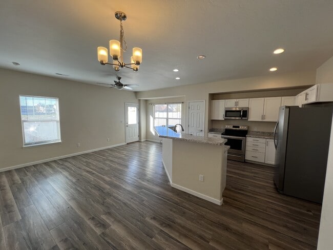 615 Canyon Vista Way in Grand Junction, CO - Building Photo - Building Photo