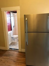 202 Edgewood St, Unit #A - 6