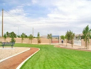 DIAMOND VISTA in Las Vegas, NV - Building Photo - Building Photo