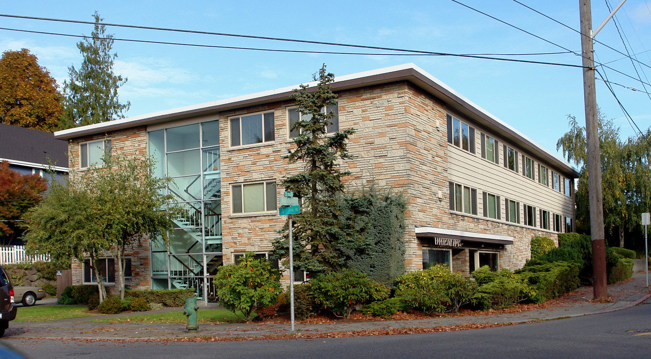 Epperson Apartments in Seattle, WA - Foto de edificio