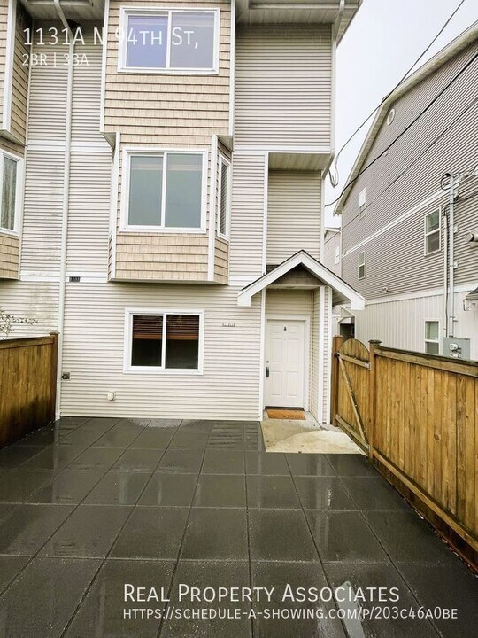 1131 N 94th St in Seattle, WA - Building Photo