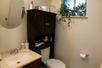 2343 Sherbrook St in Pittsburgh, PA - Foto de edificio - Building Photo