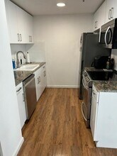 2 Constitution Ct in Hoboken, NJ - Building Photo - Building Photo