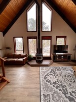 136 E Sumac Dr in Central, UT - Building Photo