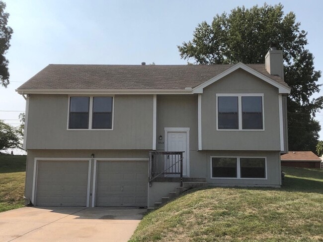 property at 3314 N Tracy Ave