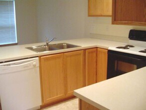 539-541 Helen St in Eugene, OR - Building Photo - Building Photo