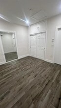 7556 S Waterway Dr in Miami, FL - Building Photo - Building Photo