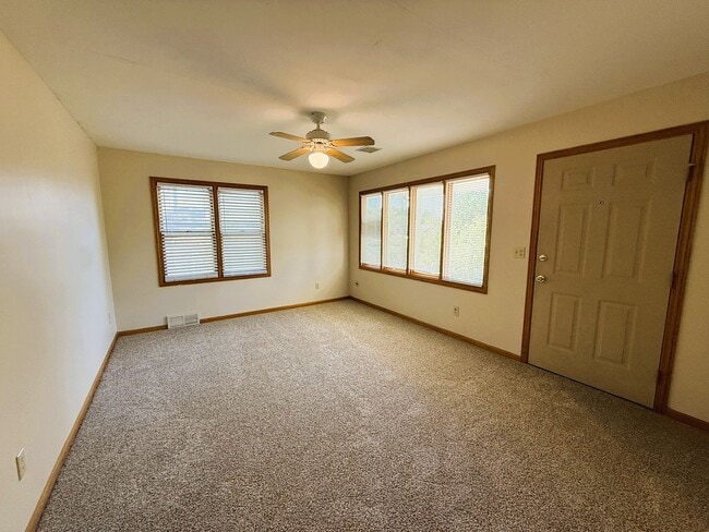 6126 E Gilbert St in Wichita, KS - Building Photo - Building Photo