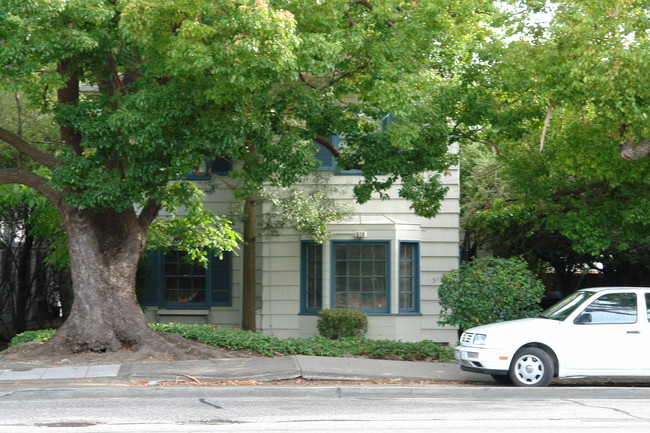 516 El Camino Real in Burlingame, CA - Building Photo - Building Photo