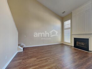 2208 Sprucewood Dr NW in Acworth, GA - Foto de edificio - Building Photo