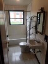 8403 Buffalo Ave, Unit 2 in Niagara Falls, NY - Building Photo