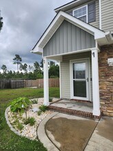 208 Lockwood Ct in Hubert, NC - Building Photo - Building Photo