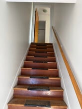 1120 Kees Rd in Lexington, KY - Foto de edificio - Building Photo