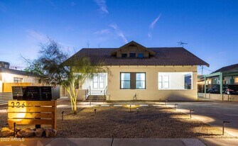 326 N 17th Dr in Phoenix, AZ - Building Photo