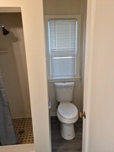 636 S Palouse St, Unit 2 in Walla Walla, WA - Foto de edificio - Building Photo