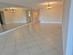 2650 S Course Dr in Pompano Beach, FL - Building Photo - Building Photo