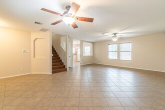 137 Weeping Way in Cibolo, TX - Building Photo - Building Photo