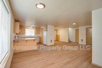 1100 W 30th St in Vancouver, WA - Building Photo - Building Photo