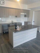 5 Chef Ln in Barrie, ON - Building Photo - Building Photo