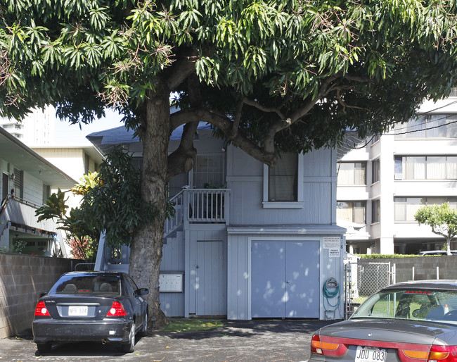 HL-20 in Honolulu, HI - Building Photo - Building Photo