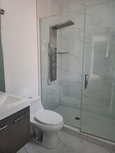 3745 S Lake Park Ave in Chicago, IL - Building Photo - Building Photo