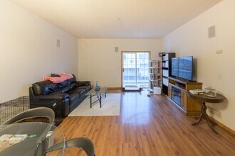 6520 Merrimac Ln N in Maple Grove, MN - Building Photo - Building Photo