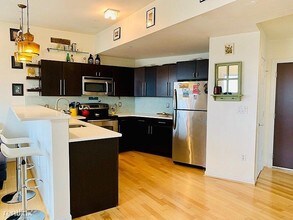 329 Rhode Island Ave NE in Washington, DC - Building Photo - Building Photo