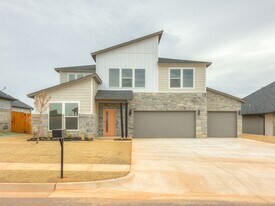 2132 El Cajon St in Edmond, OK - Building Photo