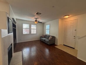 3331 Night Bloom Ln in Perris, CA - Building Photo - Building Photo