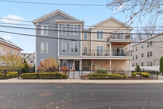 6 Ashland St in Boston, MA - Building Photo - Building Photo