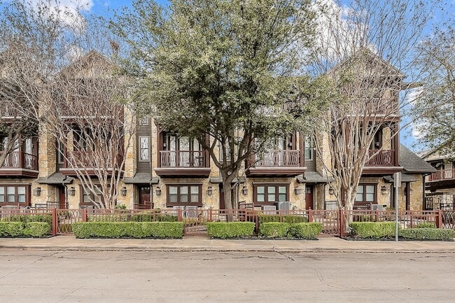 property at 6350 Oriole Dr