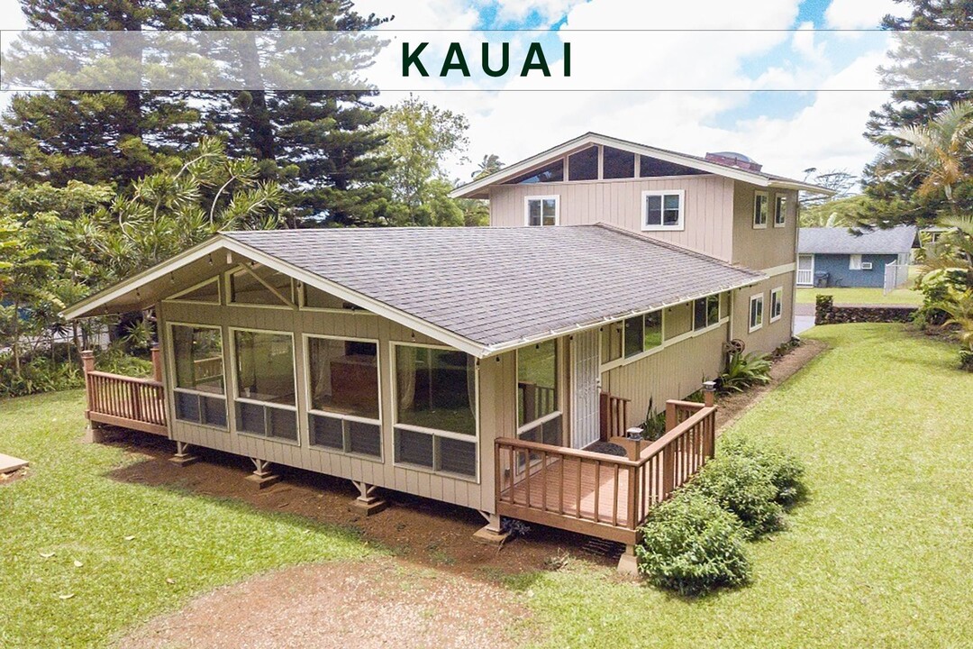 6940 Kokeanu Pl in Kapaa, HI - Foto de edificio