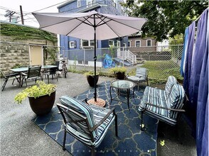 325 Western Ave, Unit 3 in Cambridge, MA - Foto de edificio - Building Photo