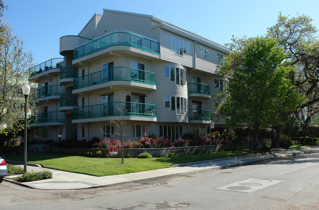 The Mayfield in Palo Alto, CA - Building Photo