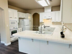 4333 W Pinsapo Dr in Fresno, CA - Building Photo