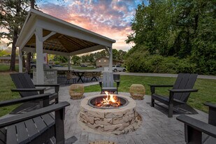 Villas Northpoint/Southpoint Apartments in Spring Lake, NC - Building Photo