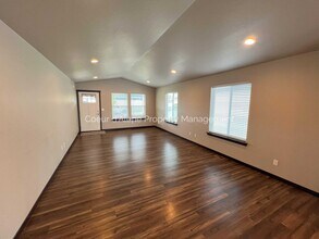 8334 N Spokane St in Post Falls, ID - Building Photo - Building Photo