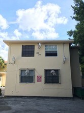 369 SW 5th St in Miami, FL - Building Photo - Building Photo