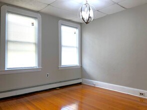 722 Adams St, Unit 1 in Boston, MA - Building Photo - Building Photo