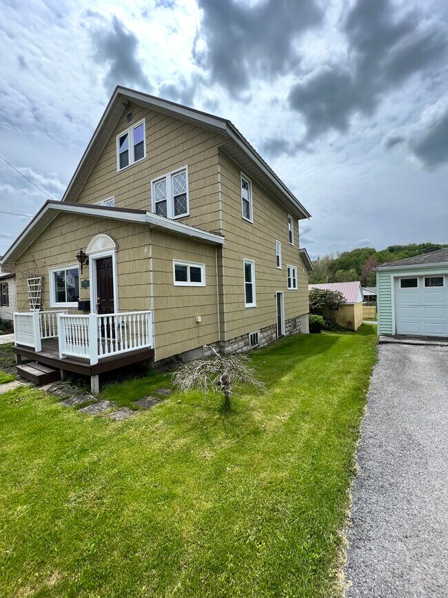 2902 Graham Ave Rentals in Windber, PA