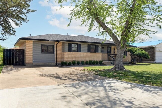 property at 4524 SW Beta Ave