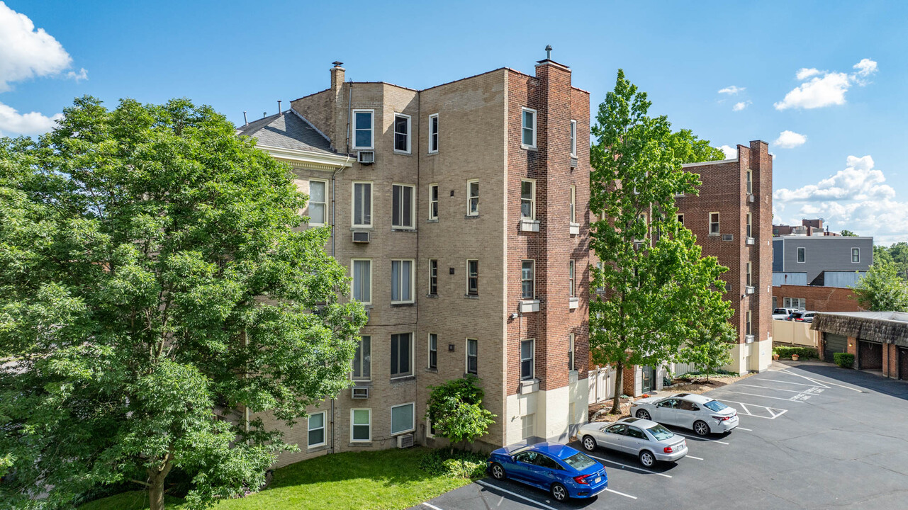 The Georgian Terrace in Cincinnati, OH - Building Photo