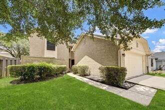 3310 Meadway Dr in Houston, TX - Building Photo - Building Photo