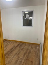 170-11 Lithonia Ave in Queens, NY - Foto de edificio - Building Photo